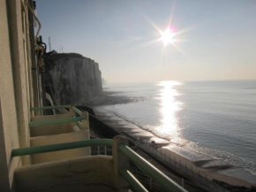 Le COURLIS vue panoramique sur la mer, balcons